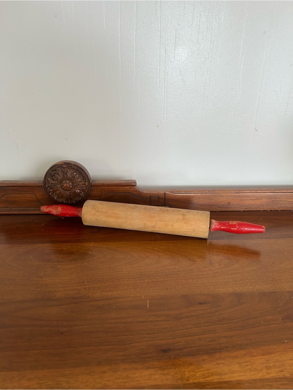 Classic Wooden Rolling Pin with Red Handles